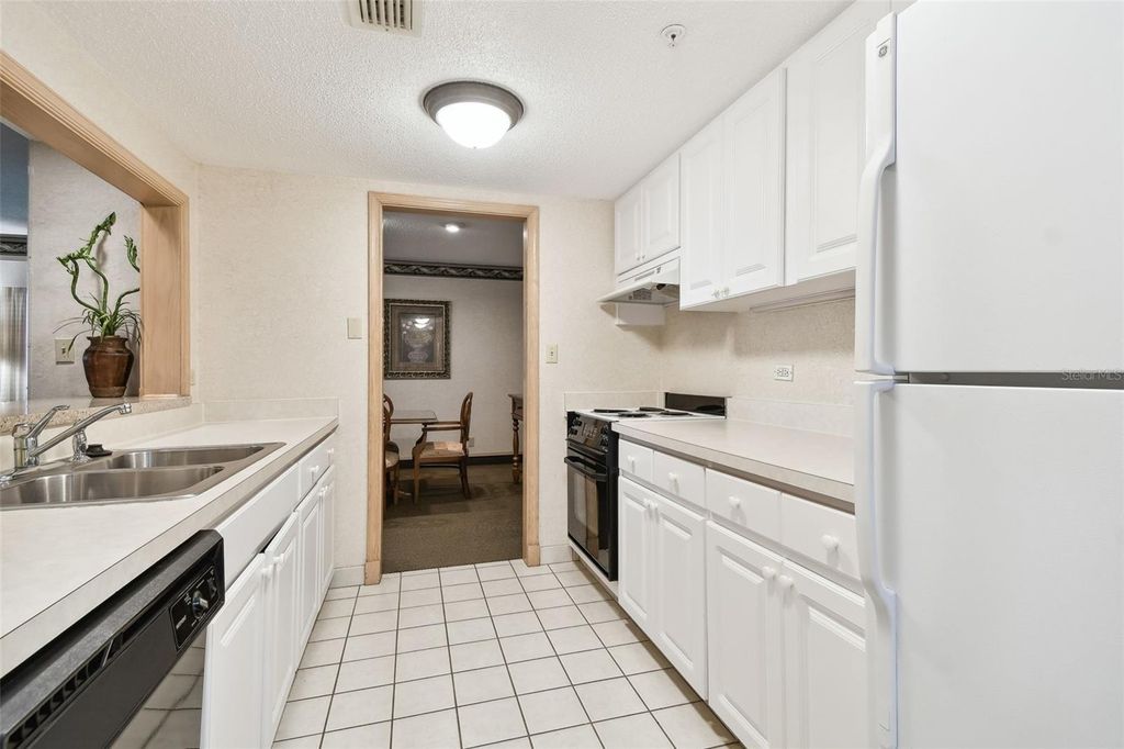 Photo of 36750 Us Highway 19 #24212, Palm Harbor, FL 34684 (MLS # TB8416975)