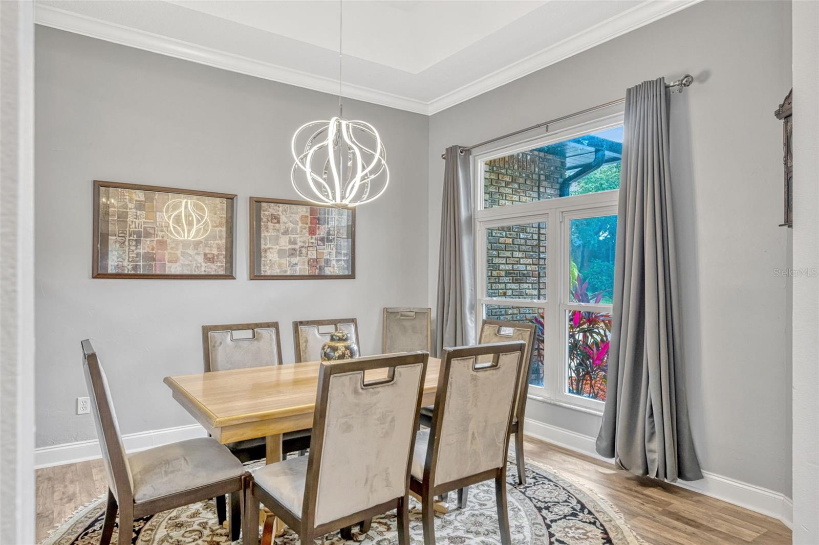 250 SHADY OAKS CIRCLE