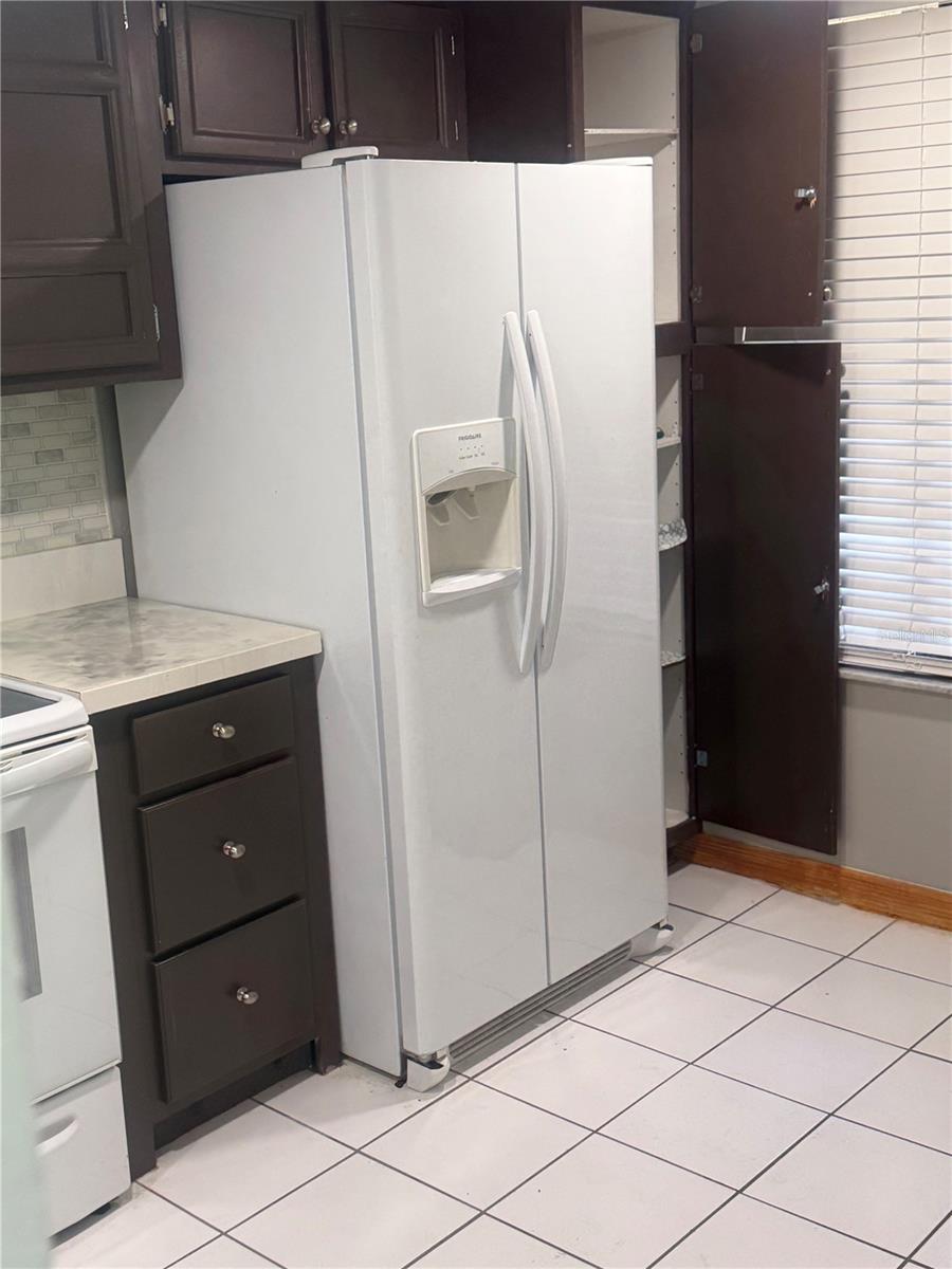 ROSEMONT GREEN CONDO PH 07-09 - Residential