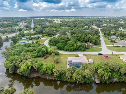 A home in PORT CHARLOTTE