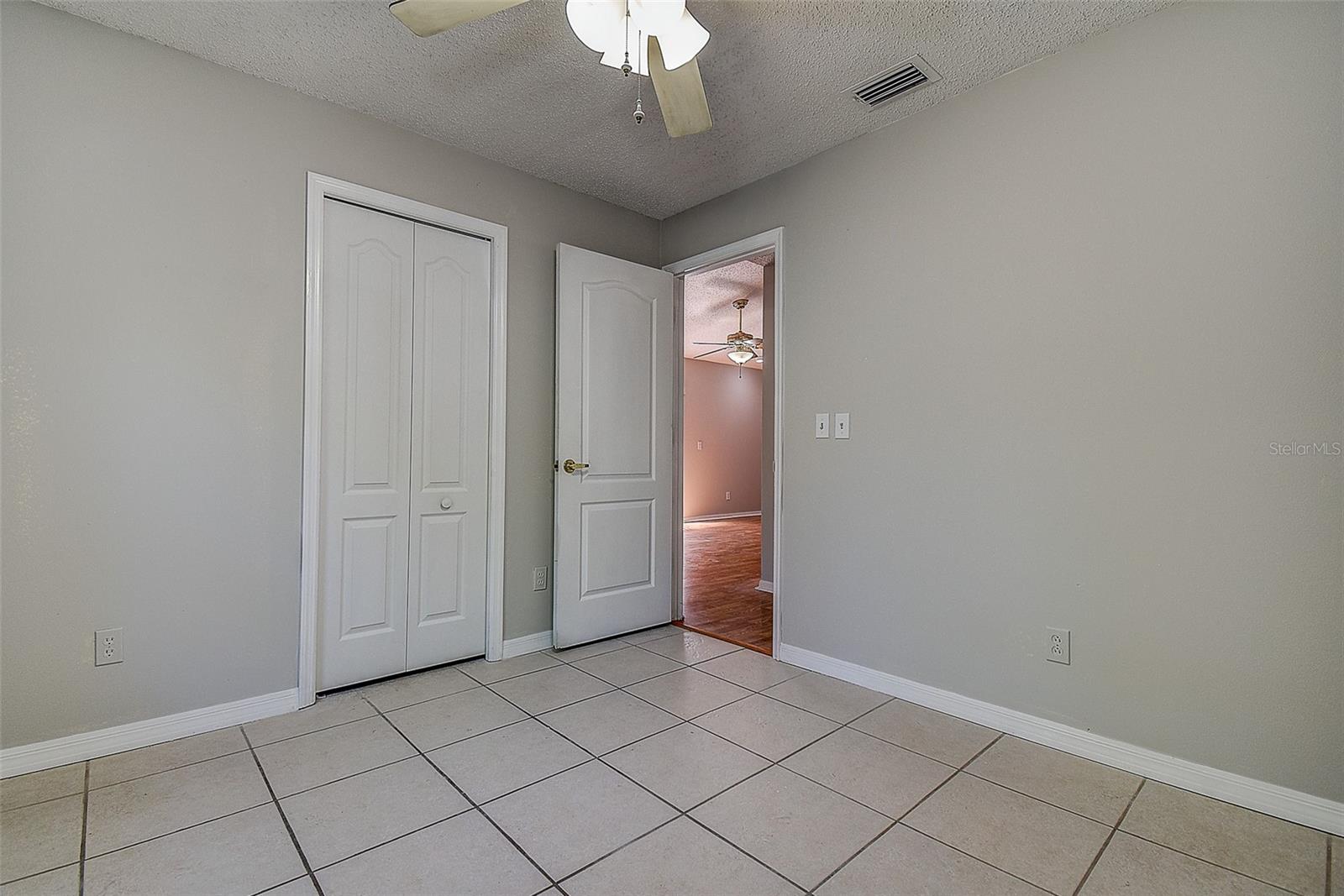 LAKE PADGETT EAST ISLAND EST - Residential