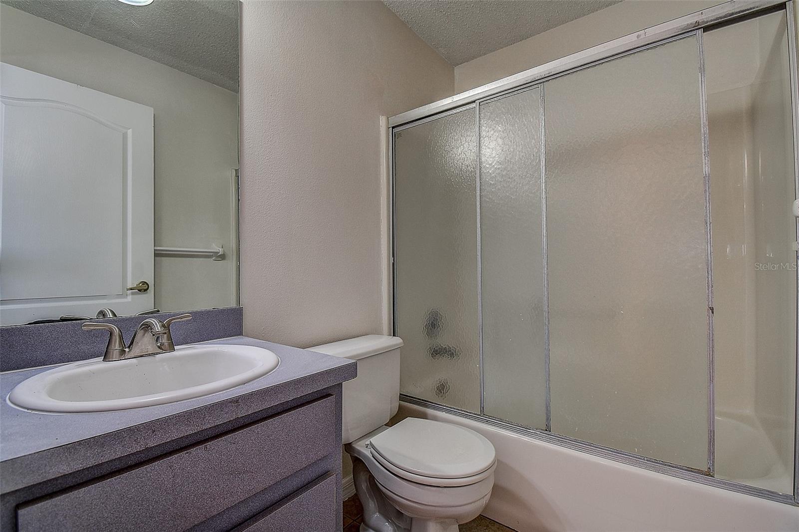 LAKE PADGETT EAST ISLAND EST - Residential