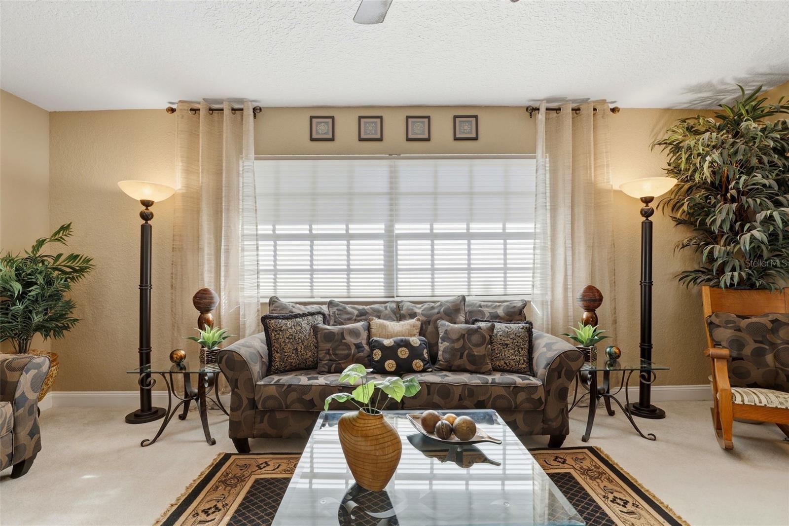 PRIMA VISTA - Residential