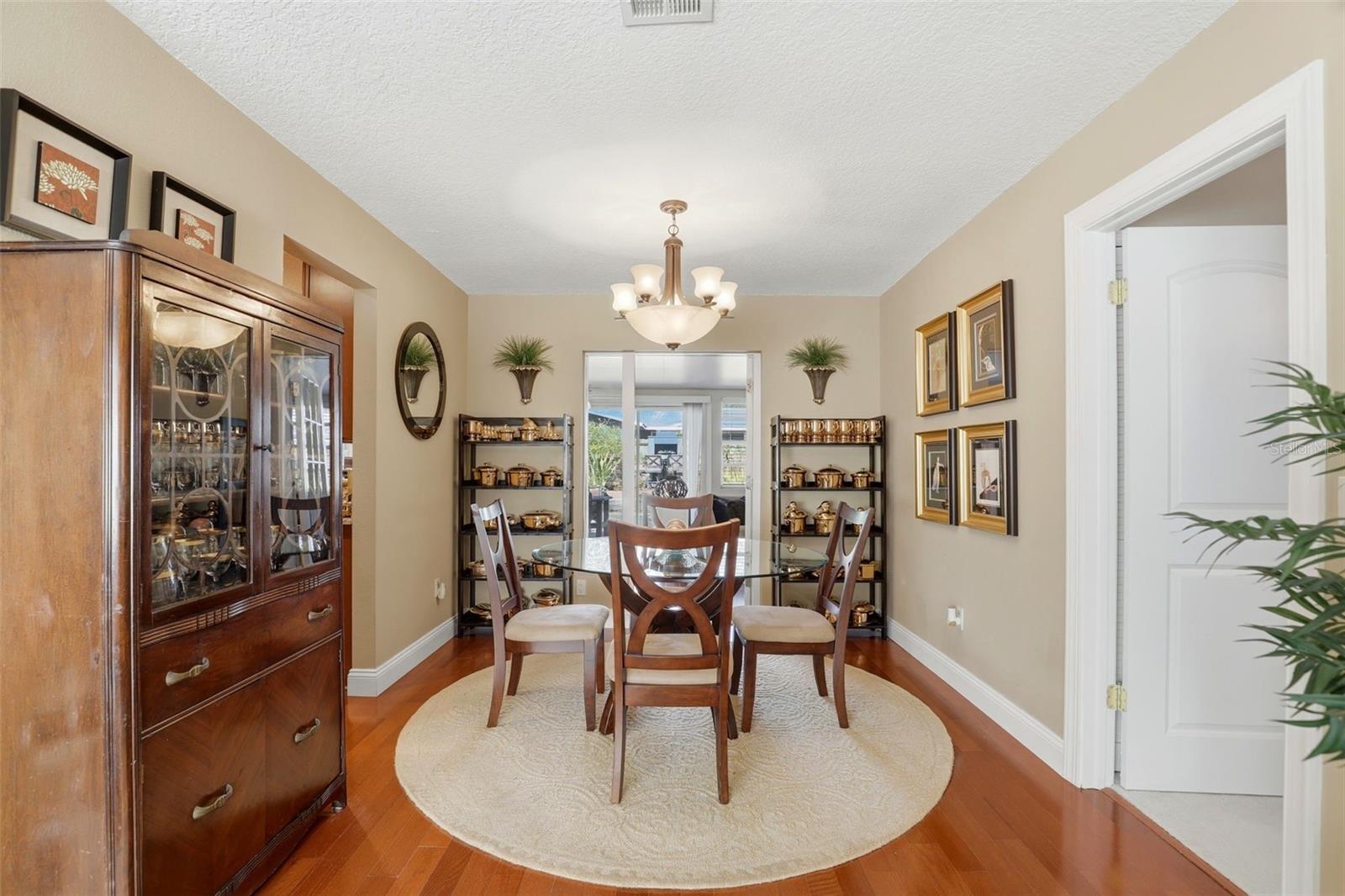 PRIMA VISTA - Residential