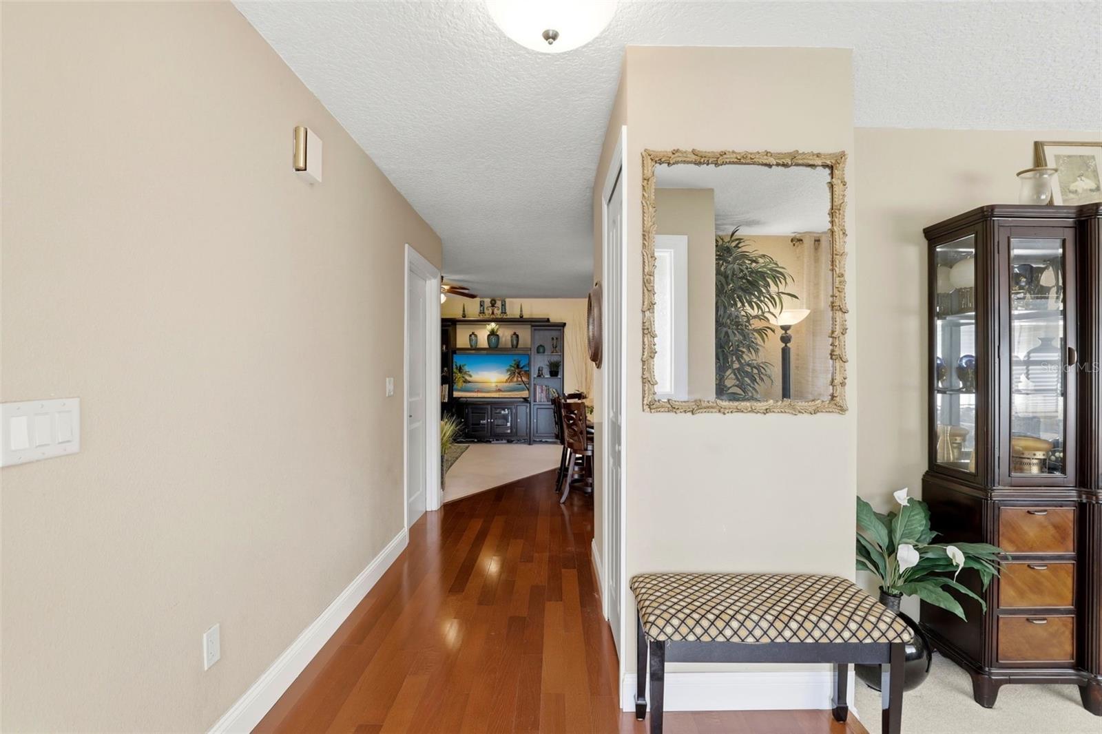 PRIMA VISTA - Residential