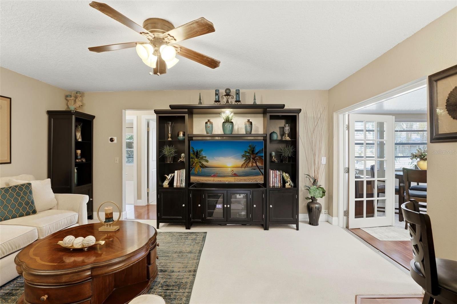 PRIMA VISTA - Residential