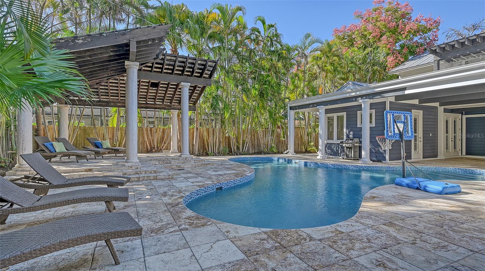 HARTSDALE - Residential