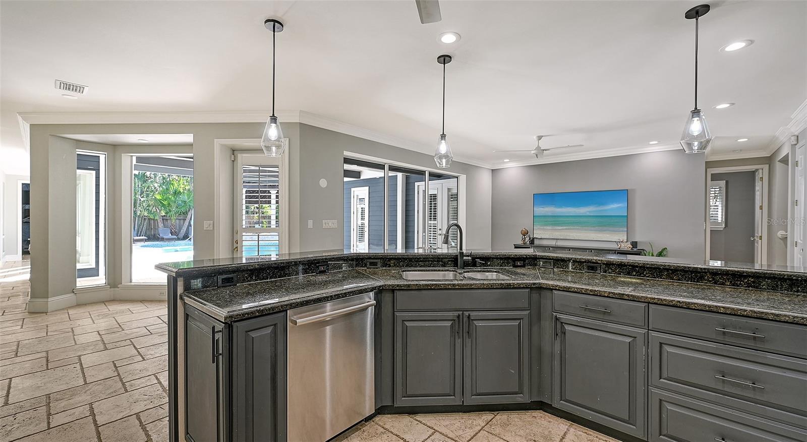 HARTSDALE - Residential