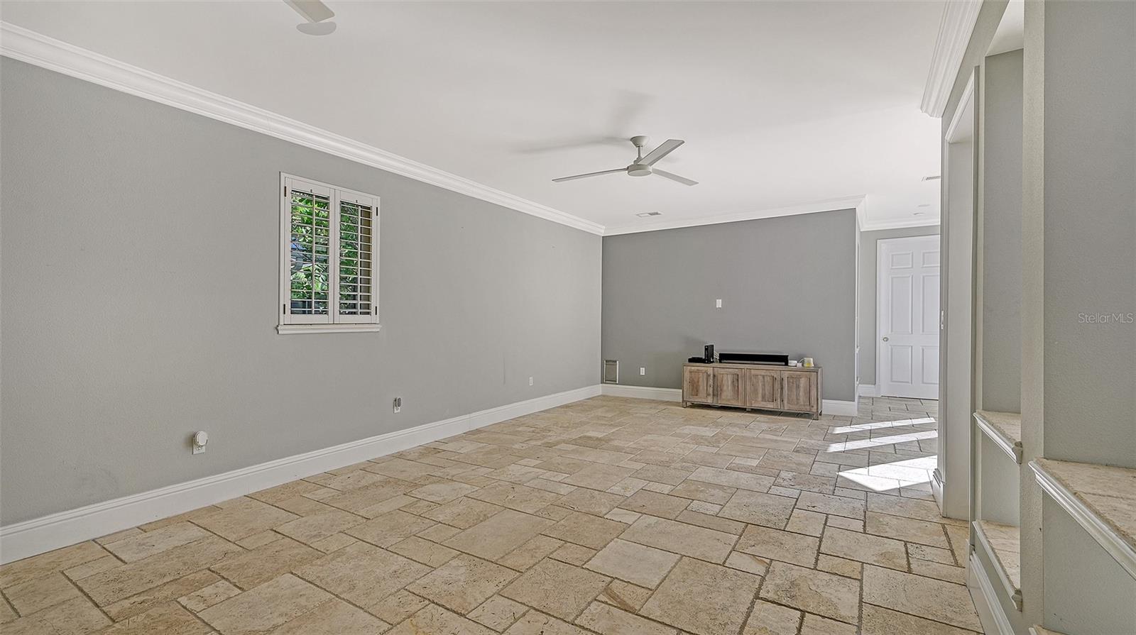 HARTSDALE - Residential