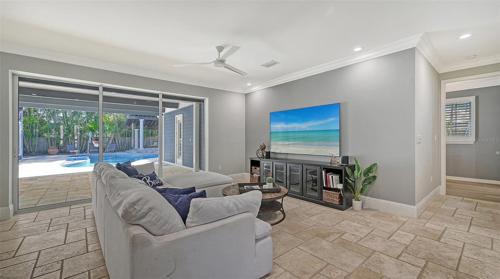 HARTSDALE - Residential