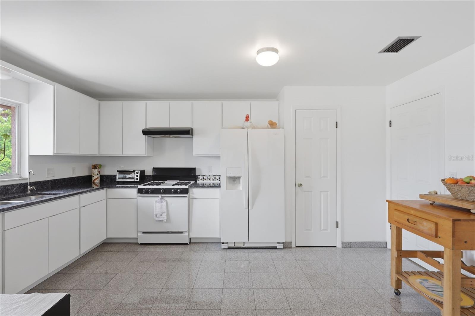 STERLING PARK UNIT 03 - Residential