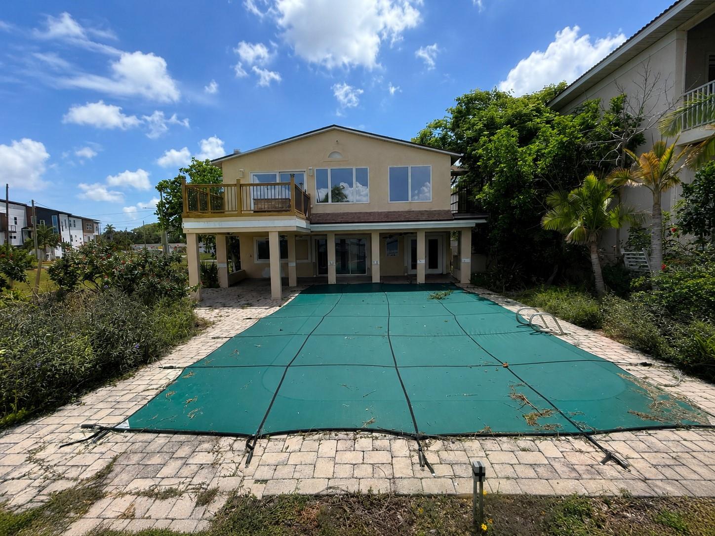 6111 BAYOU GRANDE BOULEVARD NE