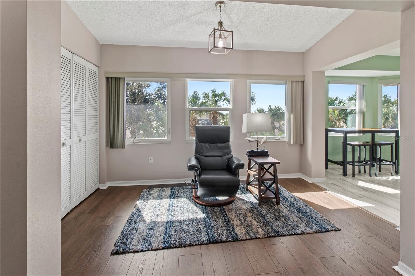 COUNTRY VILLAGE SEC 13 - Residential