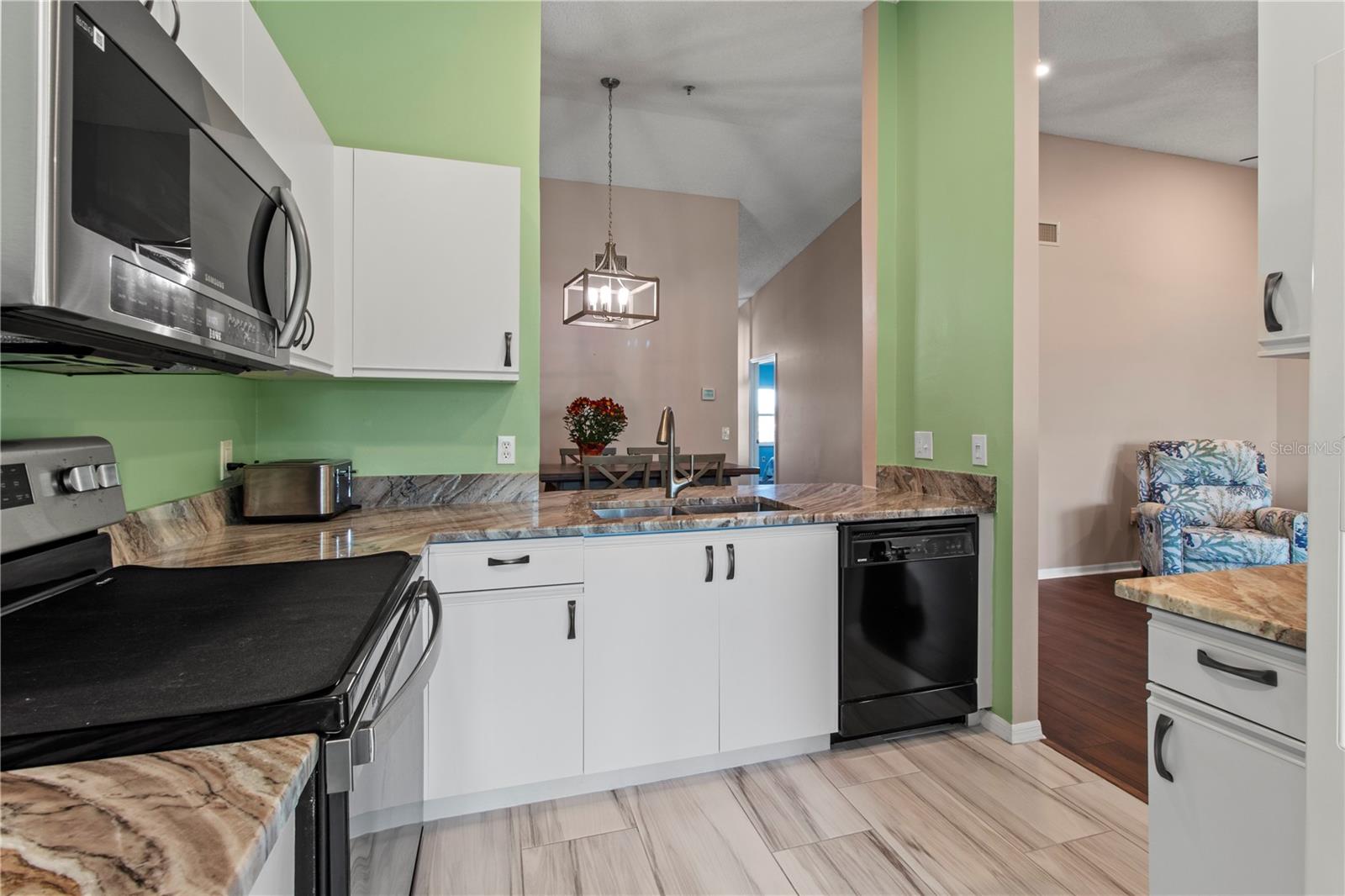 COUNTRY VILLAGE SEC 13 - Residential