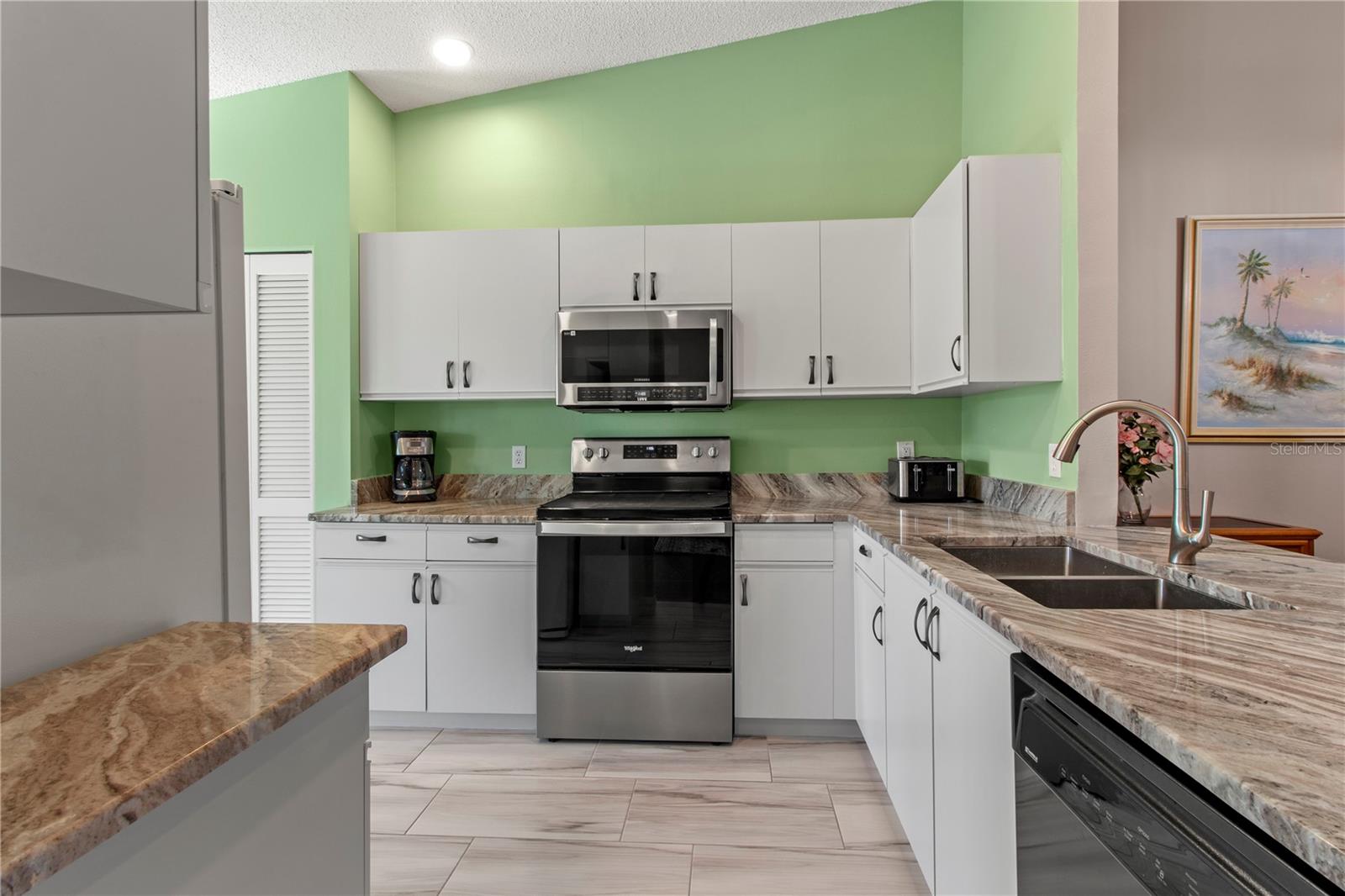 COUNTRY VILLAGE SEC 13 - Residential