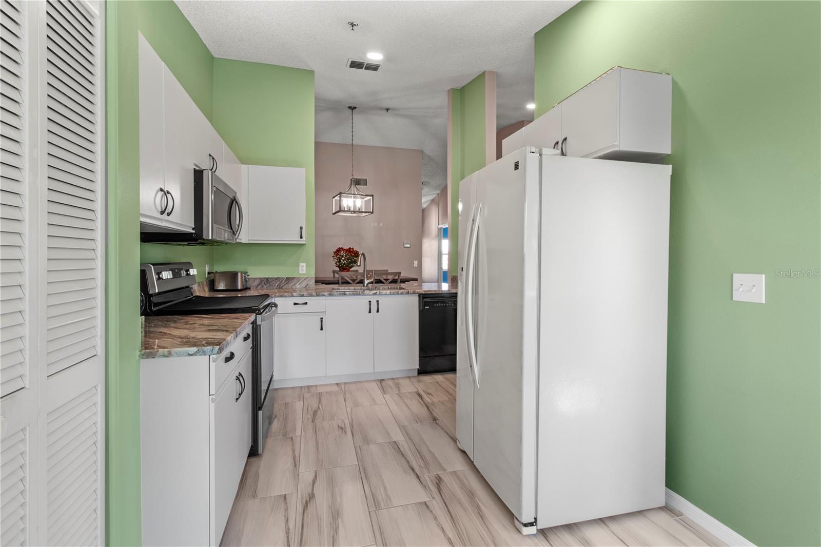 COUNTRY VILLAGE SEC 13 - Residential