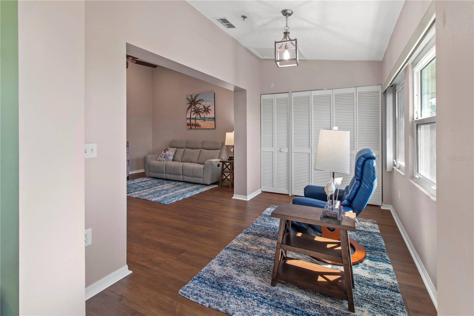 COUNTRY VILLAGE SEC 13 - Residential