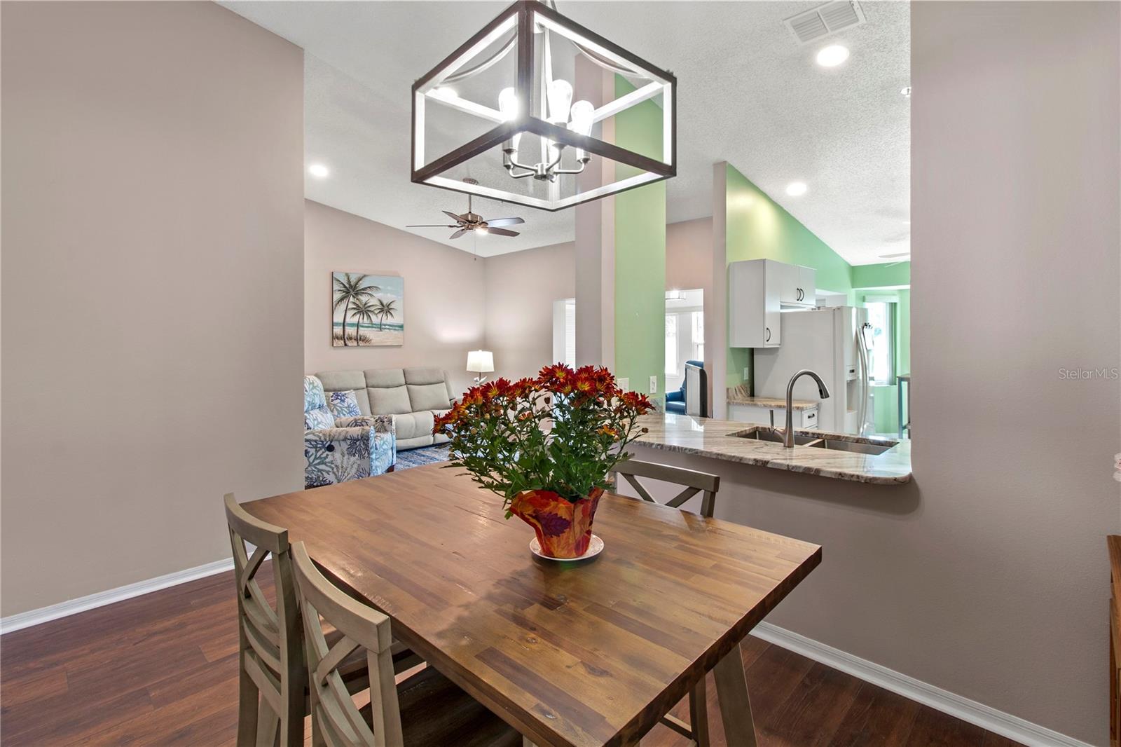 COUNTRY VILLAGE SEC 13 - Residential