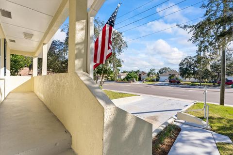 A home in SEMINOLE