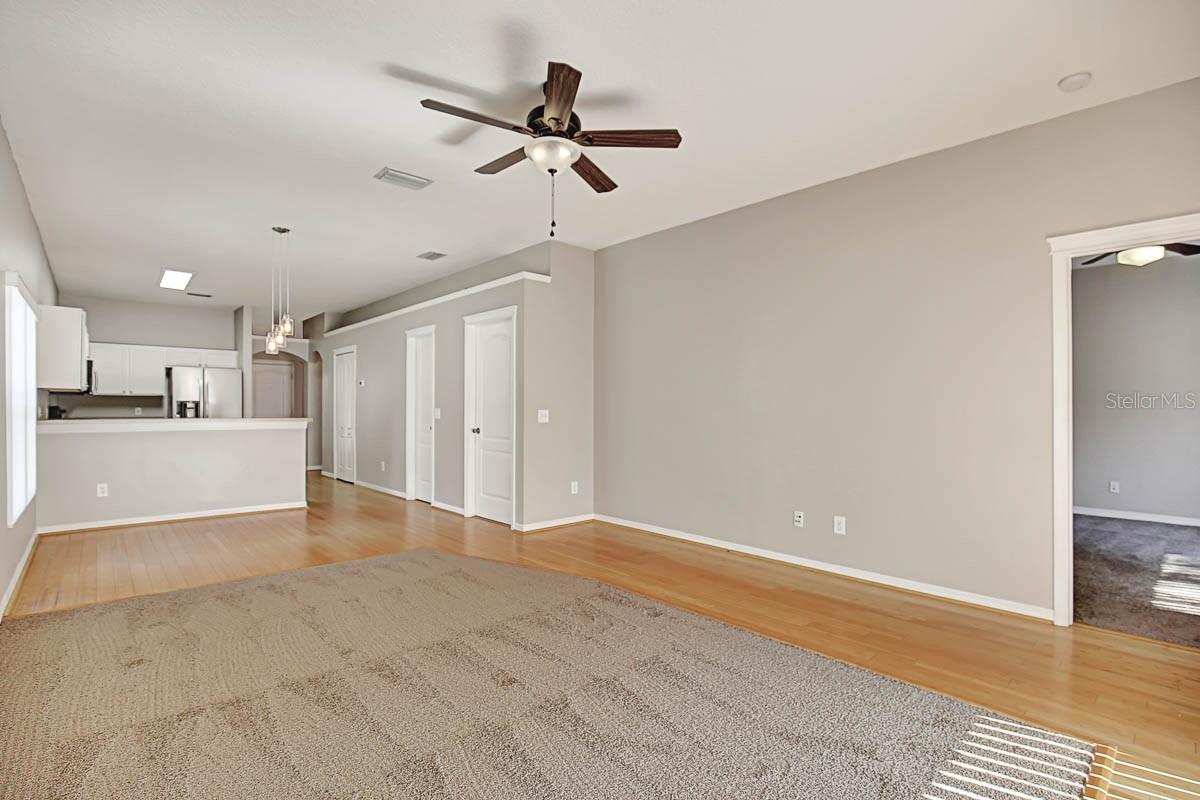 FISHHAWK RANCH PH 2 PRCL - Residential Lease