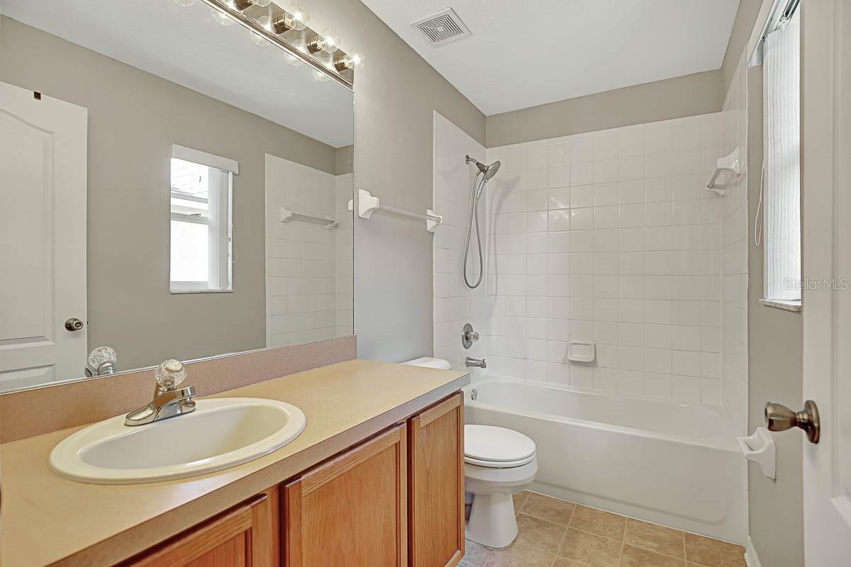 FISHHAWK RANCH PH 2 PRCL - Residential Lease