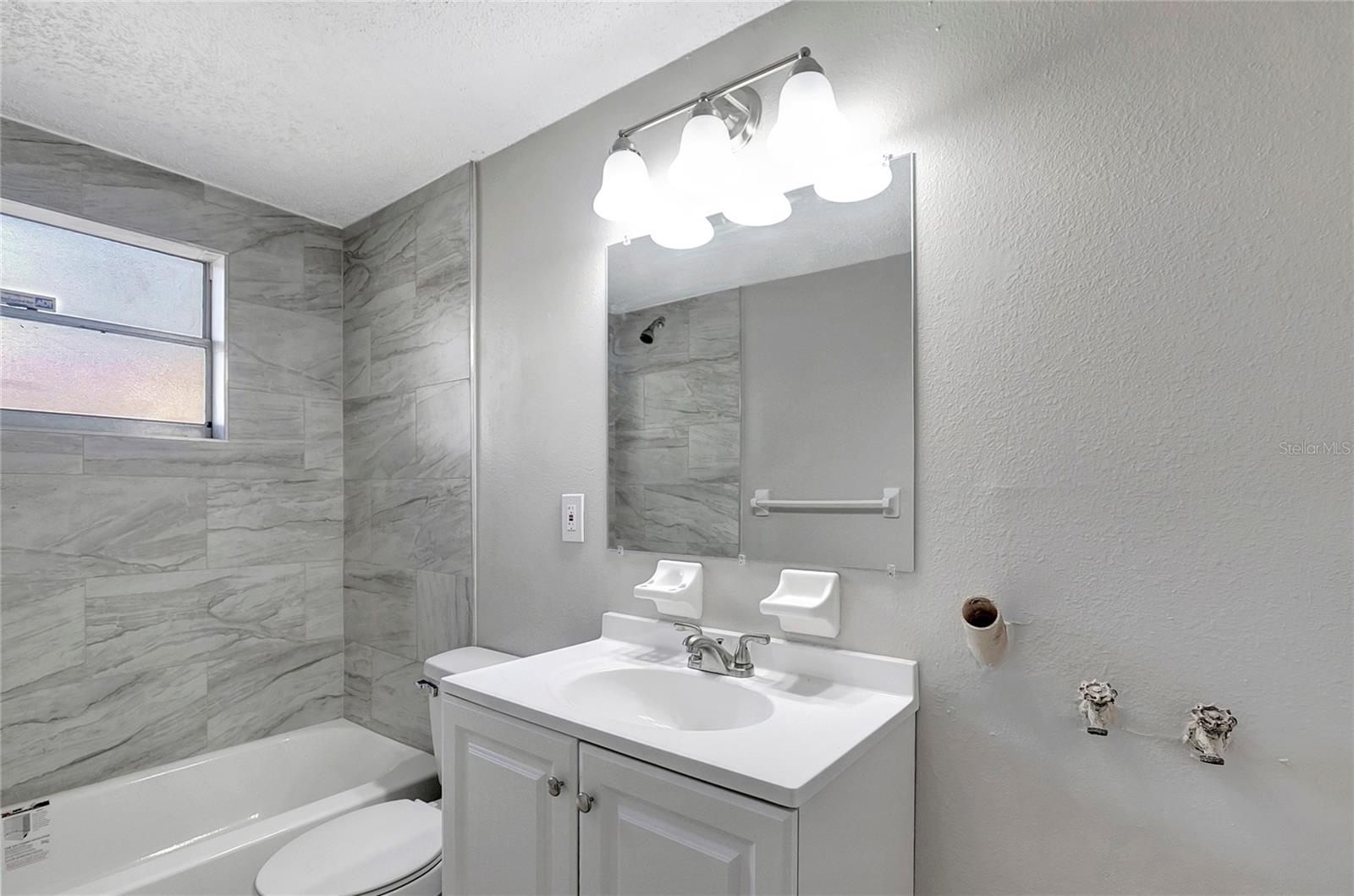 SULPHUR SPGS ADD - Residential Income