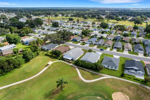 A home in LAKELAND