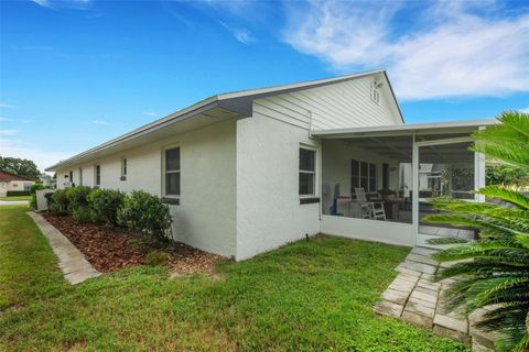 A home in LAKELAND