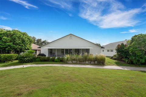 A home in LAKELAND