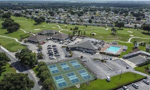 A home in LAKELAND