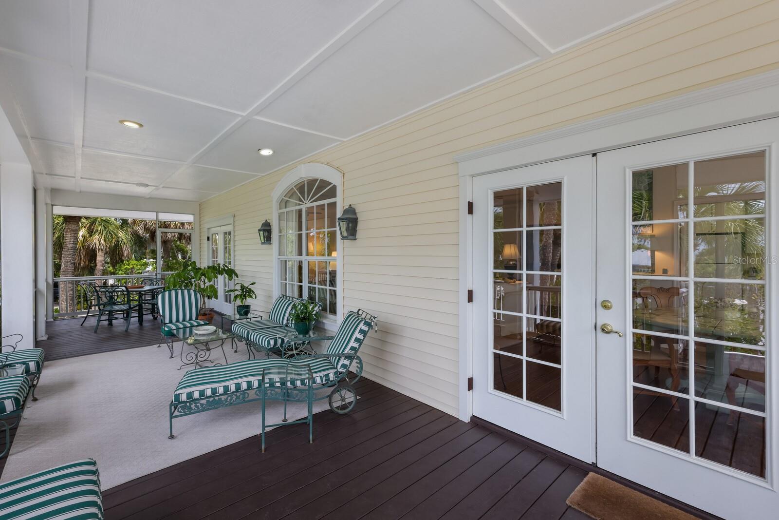 SOMERSET SHORES SUB - Residential