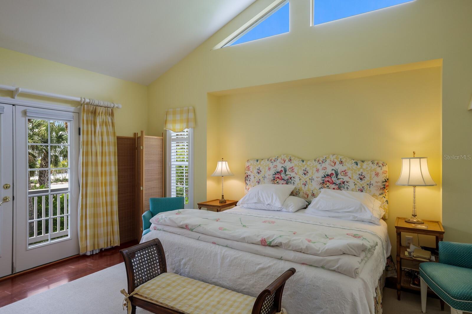 SOMERSET SHORES SUB - Residential