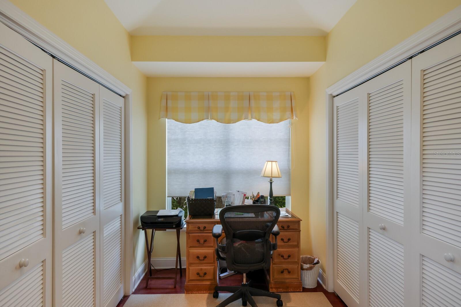 SOMERSET SHORES SUB - Residential