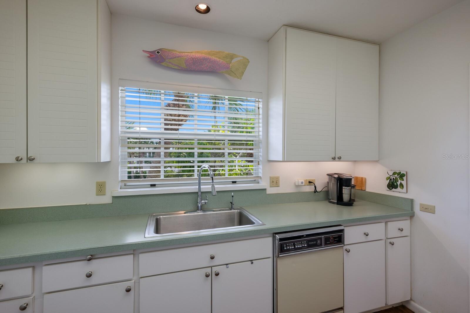 SOMERSET SHORES SUB - Residential