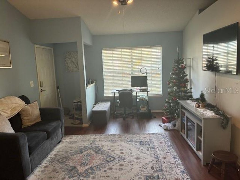 Photo of 5433 Lake Margaret Drive #E 195, Orlando, FL 32812 (MLS # O6368855)