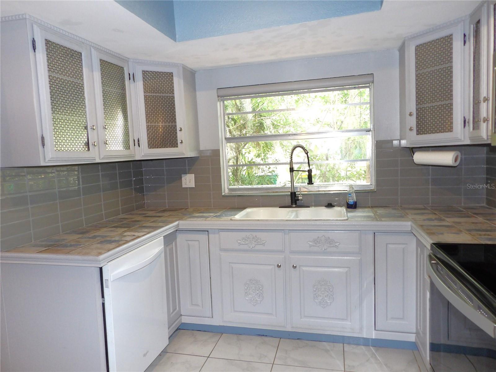 LA BELLE ADD - Residential