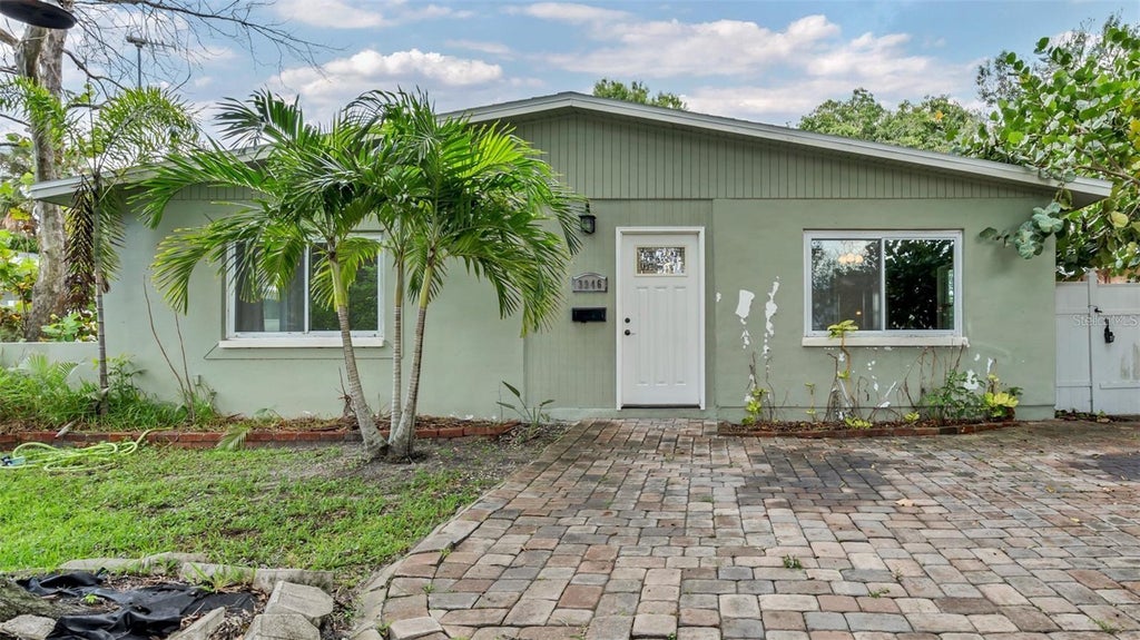 Photo of St Petersburg, FL 33703 (MLS # J1001673)