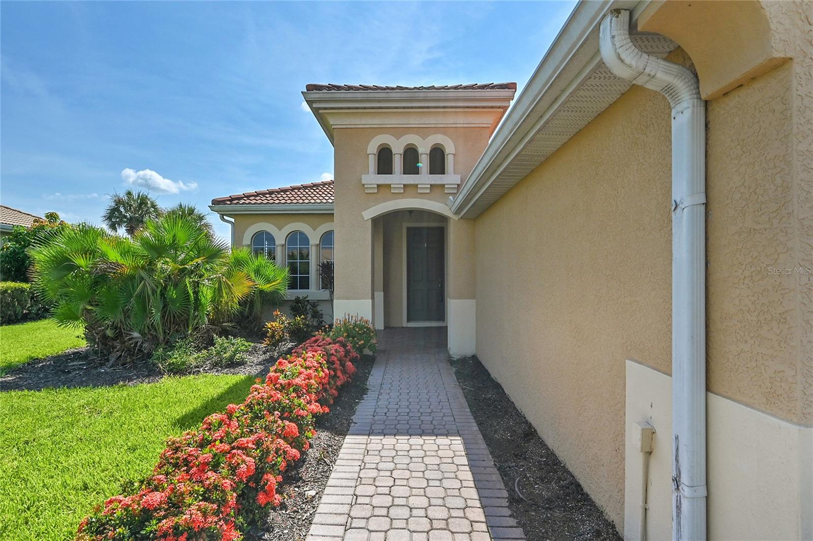 337 CIPRIANI WAY