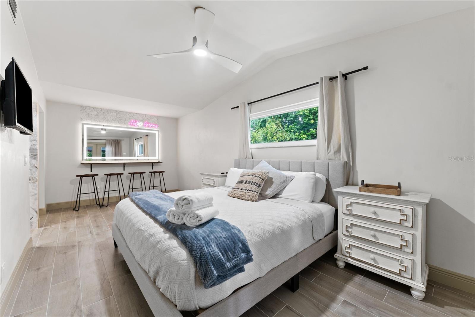 LAKE LELA MANOR 1ST ADD - Residential