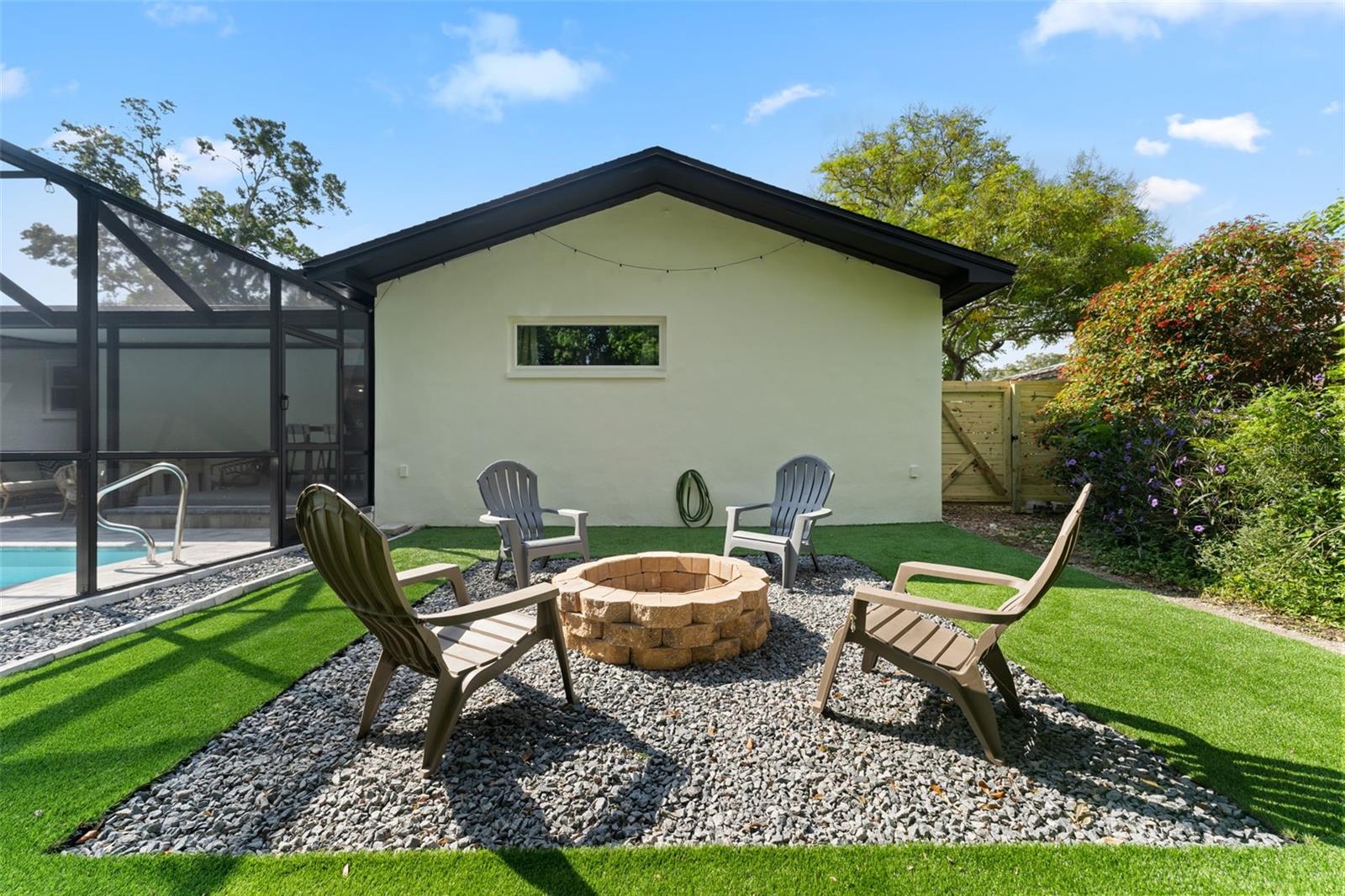 LAKE LELA MANOR 1ST ADD - Residential