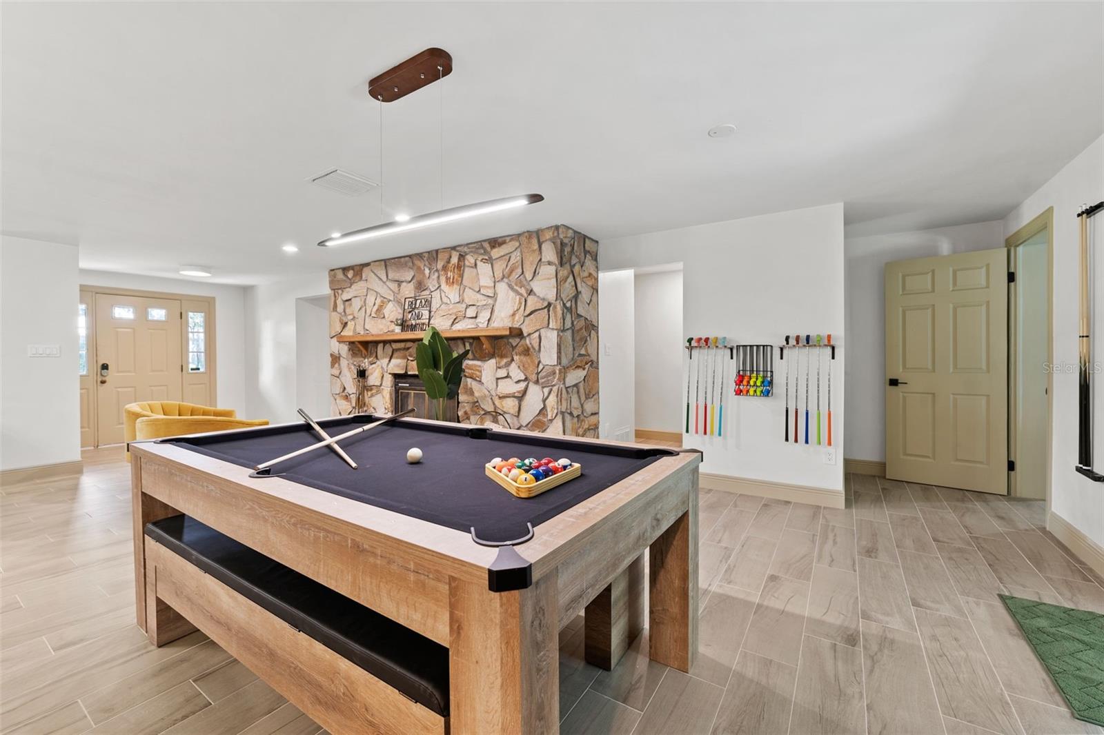 LAKE LELA MANOR 1ST ADD - Residential