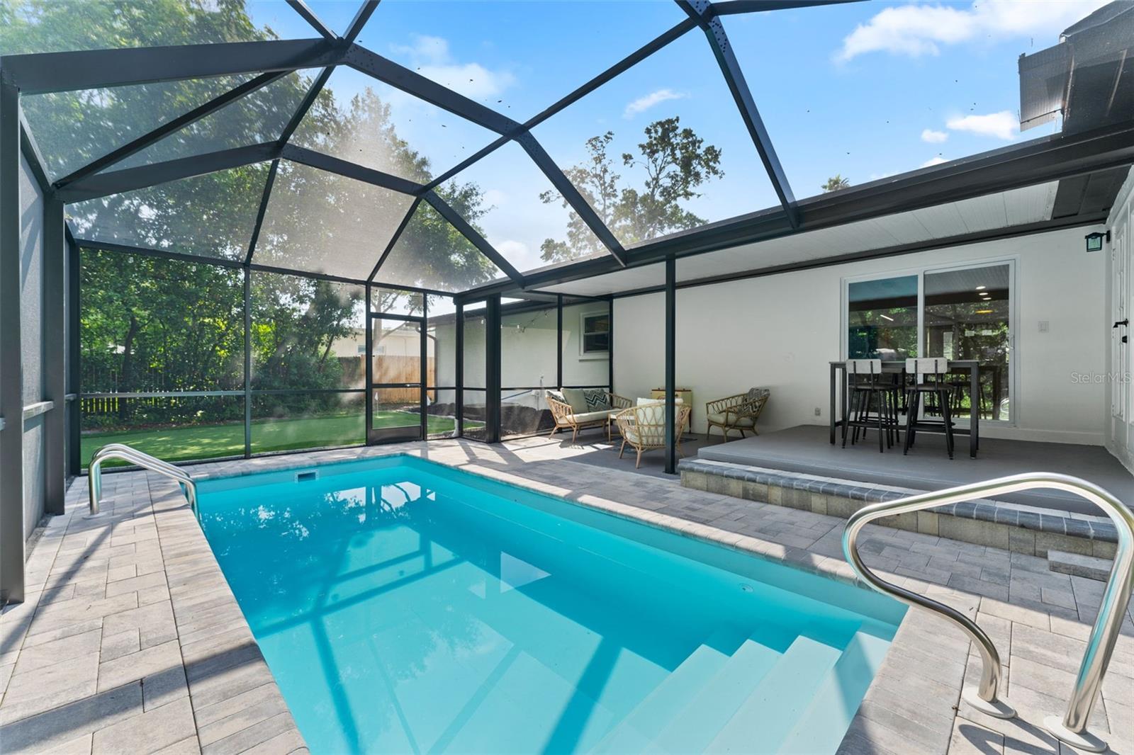 LAKE LELA MANOR 1ST ADD - Residential