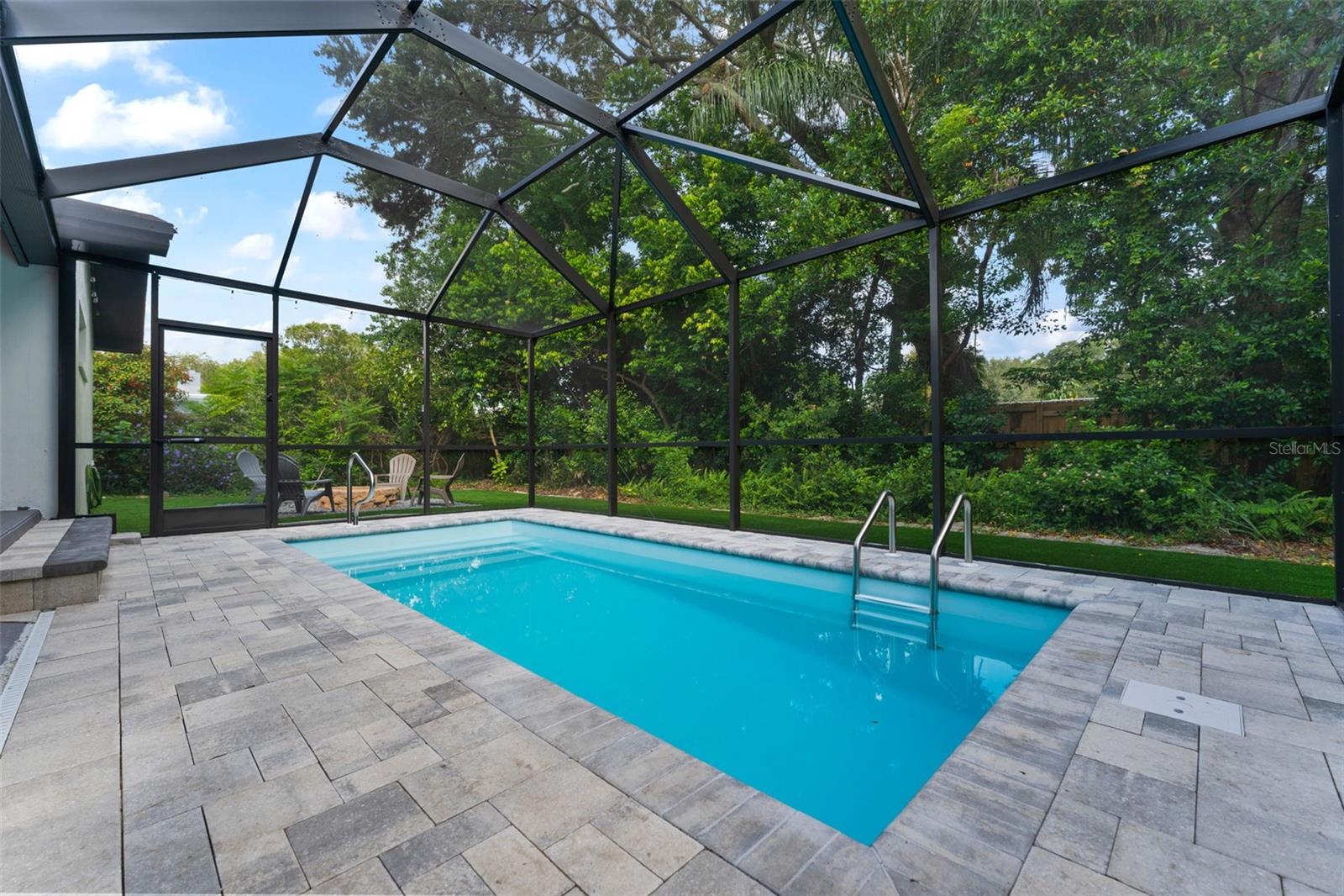 LAKE LELA MANOR 1ST ADD - Residential