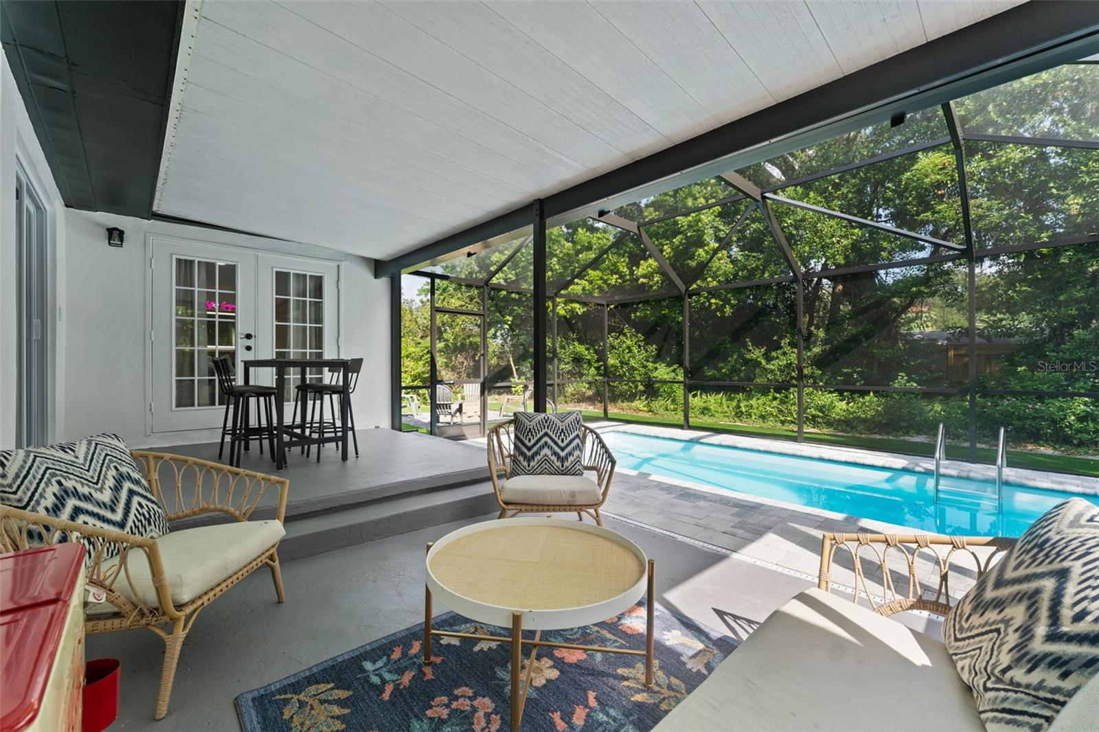 LAKE LELA MANOR 1ST ADD - Residential