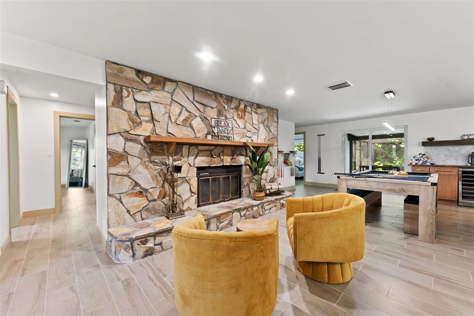 LAKE LELA MANOR 1ST ADD - Residential