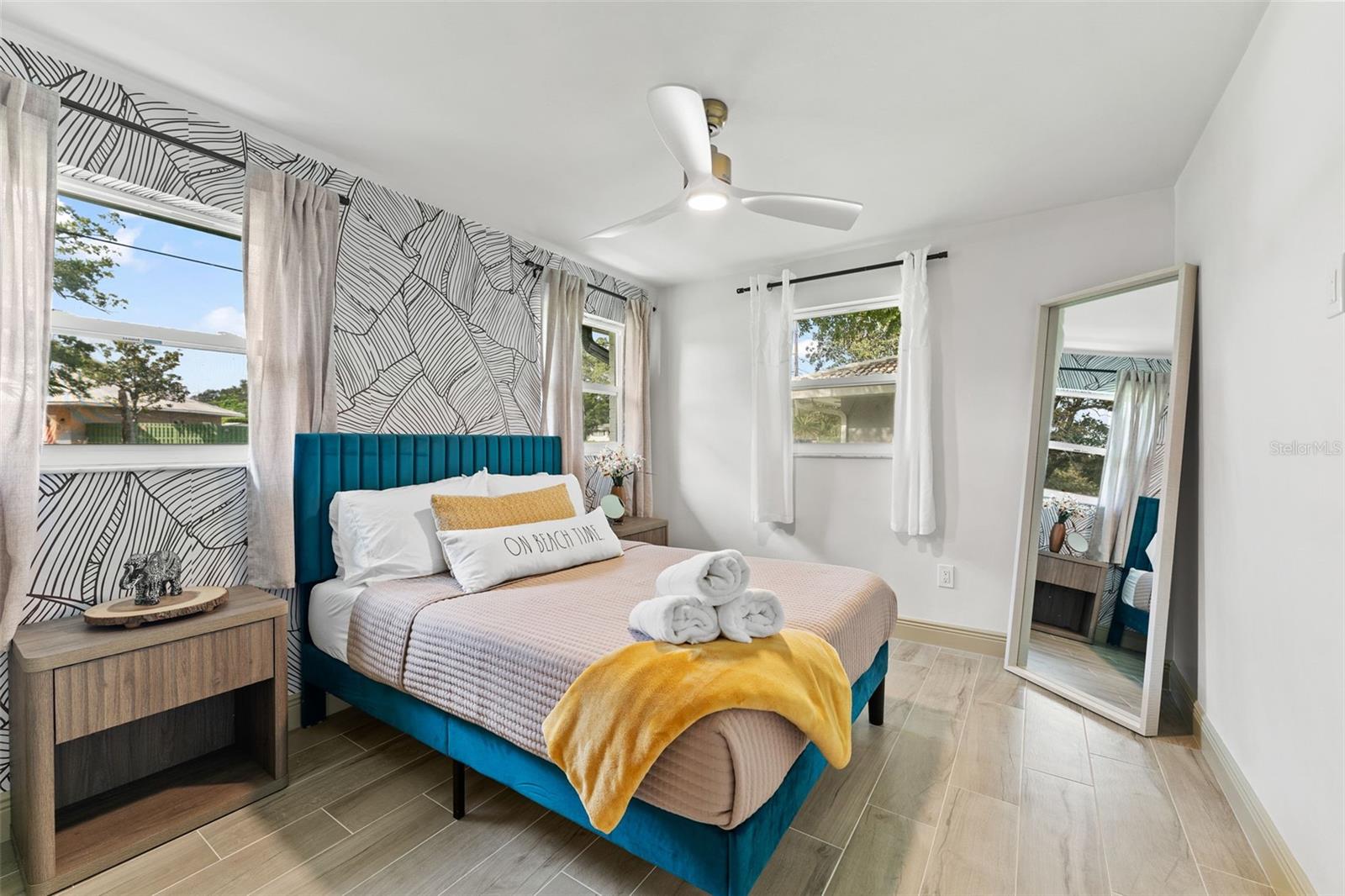 LAKE LELA MANOR 1ST ADD - Residential