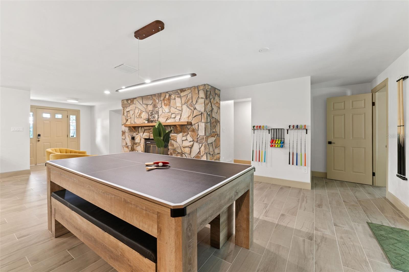 LAKE LELA MANOR 1ST ADD - Residential