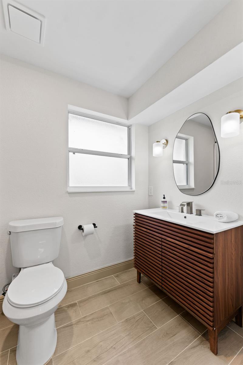 LAKE LELA MANOR 1ST ADD - Residential