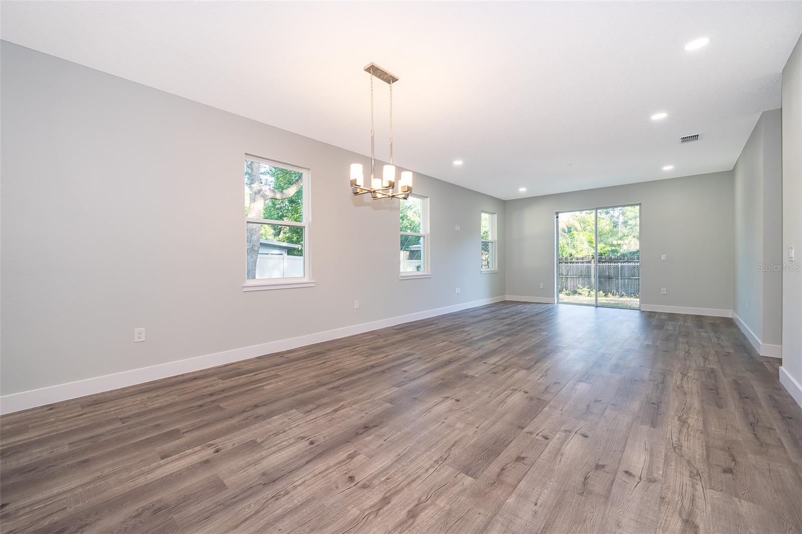 1104 GROVE MANOR DRIVE