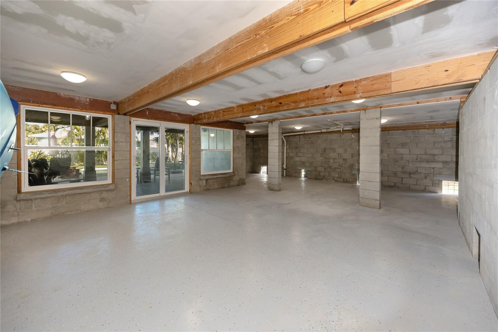 MOREY BEACH - Residential